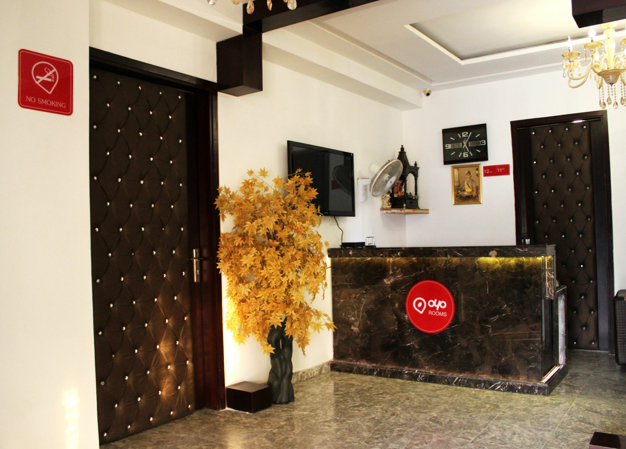 Oyo Rooms Pitampura Rani Bagh Nueva Delhi Exterior foto